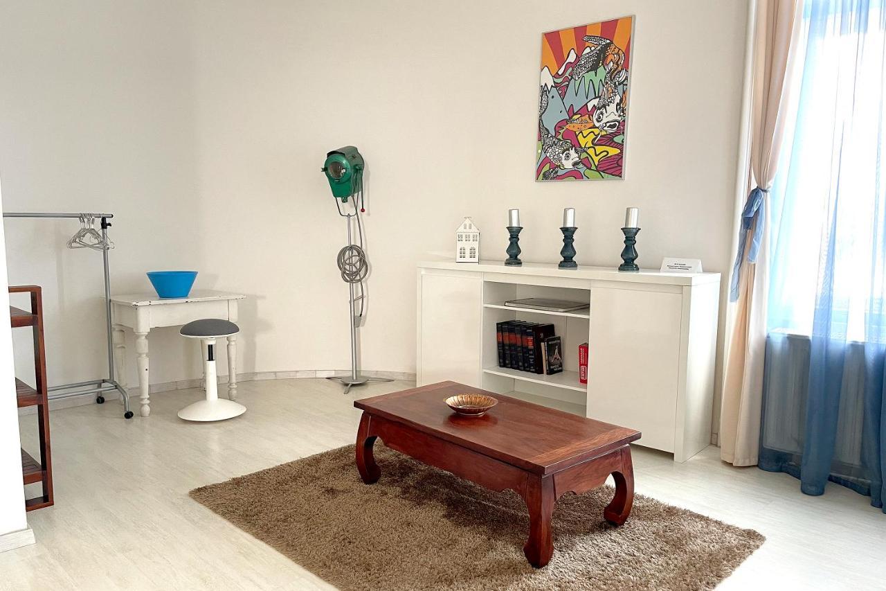Elegant 125M2 Apartment In Center Of Budapest Luaran gambar